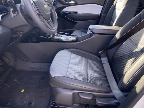 New 2026 Chevrolet Trax LT FWD image 28