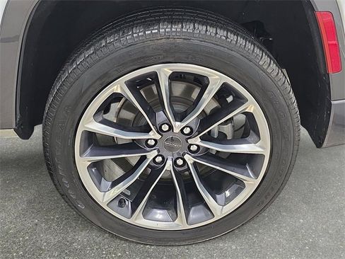 Used 2022 Jeep Wagoneer Series III w/ Premium Group I image 33