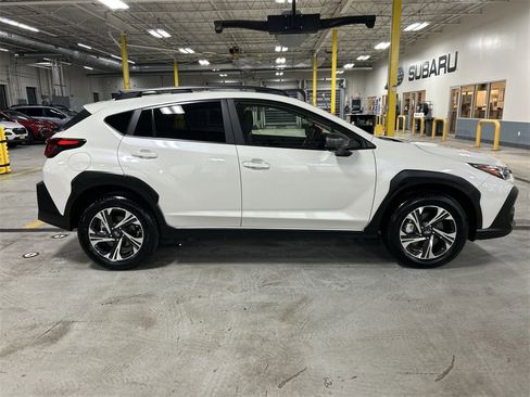 Certified 2025 Subaru Crosstrek 2.0i Premium image 9