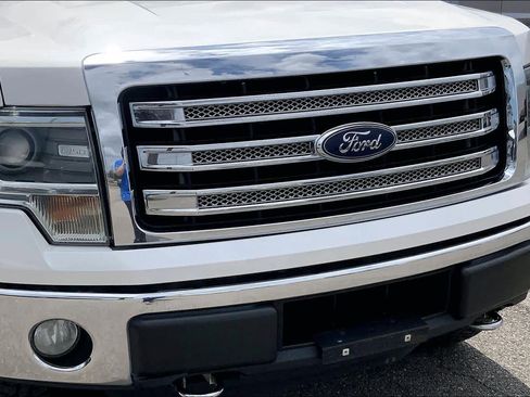 Used 2014 Ford F150 Lariat w/ Equipment Group 502A Luxury AWD/4WD image 28