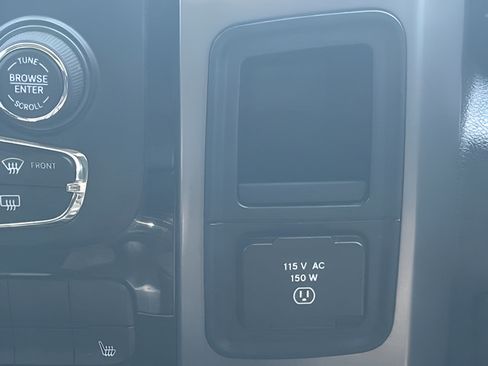 Used 2017 RAM 1500 Sport w/ Black Ram 1500 Sport Group RWD image 28