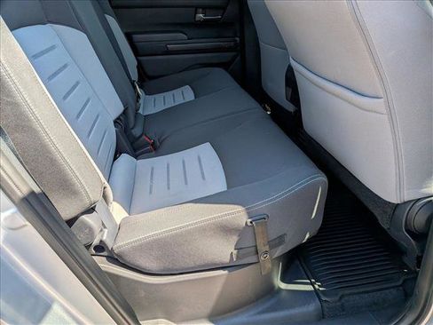 Used 2025 Toyota Tacoma TRD Off-Road image 19