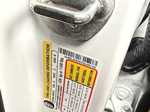 New 2026 Lincoln Aviator AWD image 35