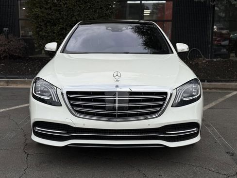 Used 2019 Mercedes-Benz S 560 Sedan image 3