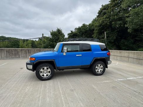 Used 2007 Toyota FJ Cruiser 4WD image 10