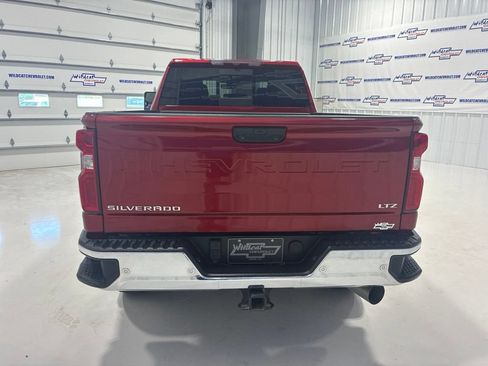 Used 2022 Chevrolet Silverado 2500 LTZ w/ LTZ Plus Package AWD/4WD image 5