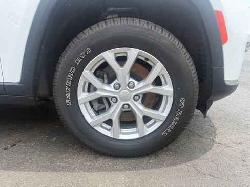 Used 2023 Jeep Grand Cherokee L Limited AWD/4WD image 60