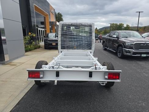 Used 2025 RAM ProMaster 3500 w/ Quick Order Package 22G SLT image 5