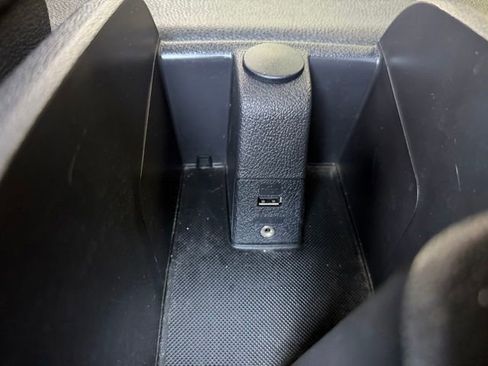 Used 2018 Ford Transit Connect XL FWD image 21