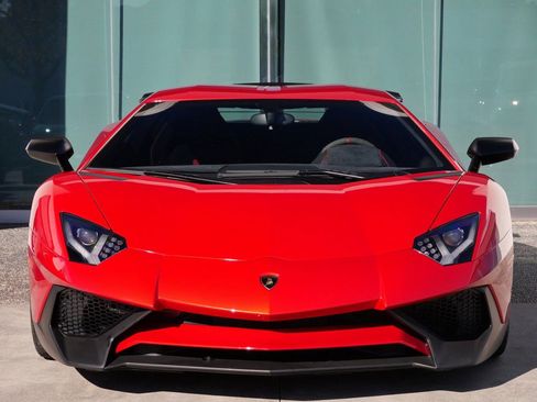 Used 2016 Lamborghini Aventador LP 750-4 Superveloce image 5