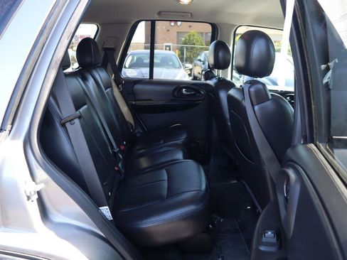 Used 2007 Chevrolet TrailBlazer LT w/ LT Preferred Equipment Group AWD/4WD image 12