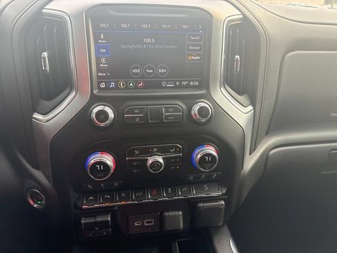 Used 2021 GMC Sierra 1500 SLT w/ SLT Premium Plus Package AWD/4WD image 17