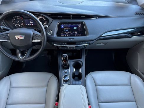 Certified 2022 Cadillac XT4 Premium Luxury w/ Enhanced Visibility Package image 14