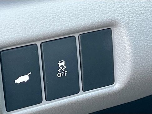 Used 2025 Honda Pilot EX-L image 10