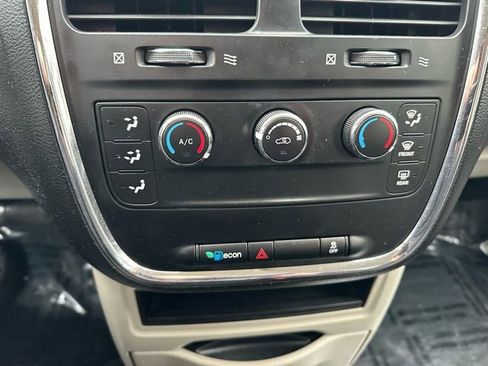 Used 2013 Dodge Grand Caravan American Value Package image 13