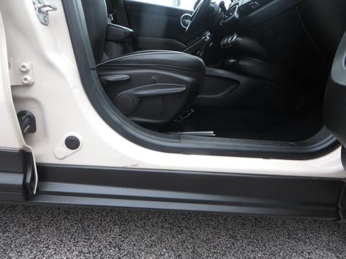 Used 2016 FIAT 500X Trekking image 25