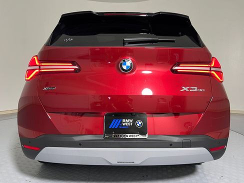 Used 2025 BMW X3 xDrive30i w/ Premium Package image 10