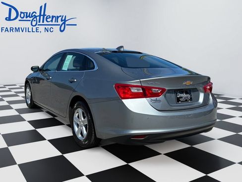 Used 2024 Chevrolet Malibu LT FWD image 3