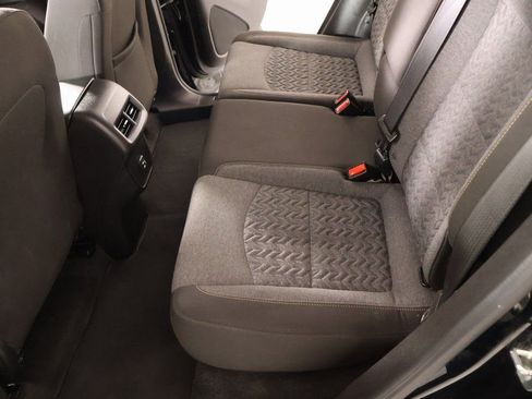 Used 2024 Chevrolet Equinox LT image 12