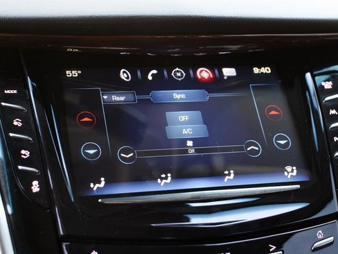 Used 2020 Cadillac Escalade ESV Luxury image 34