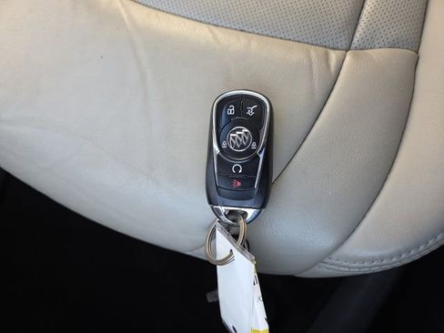 Used 2018 Buick Enclave Premium w/ Trailering Package image 39