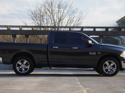 Used 2016 RAM 1500 Big Horn AWD/4WD image 23