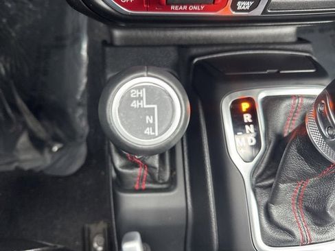 Used 2020 Jeep Gladiator Rubicon image 21