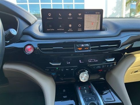 Used 2023 Acura MDX SH-AWD w/ Advance Package image 7