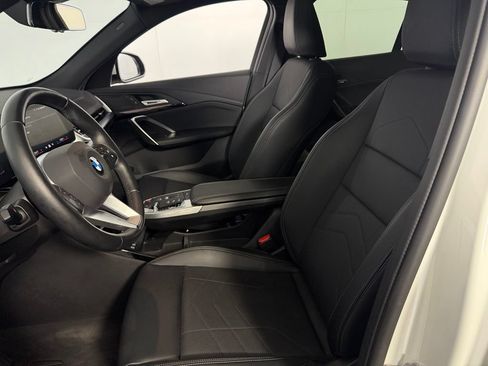 Used 2025 BMW X2 xDrive28i w/ Convenience Package AWD/4WD image 21