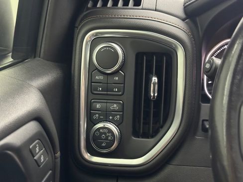Used 2019 GMC Sierra 1500 AT4 w/ Off Road Performance Package AWD/4WD image 23