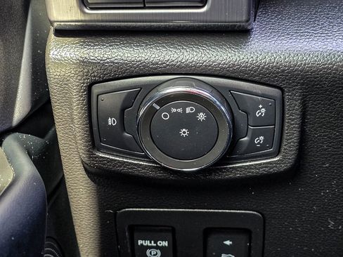 Used 2020 Ford Expedition Platinum image 28