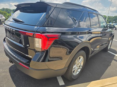 New 2026 Ford Explorer Active AWD/4WD image 6