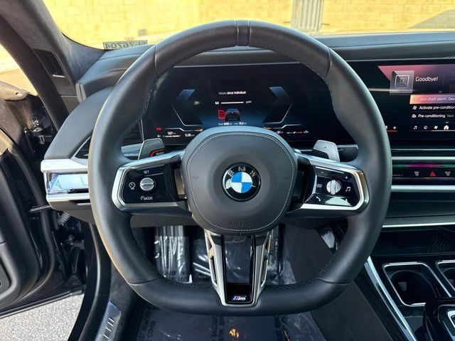 Used 2026 BMW 740i RWD image 21