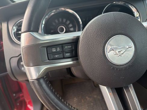 Used 2013 Ford Mustang GT image 19