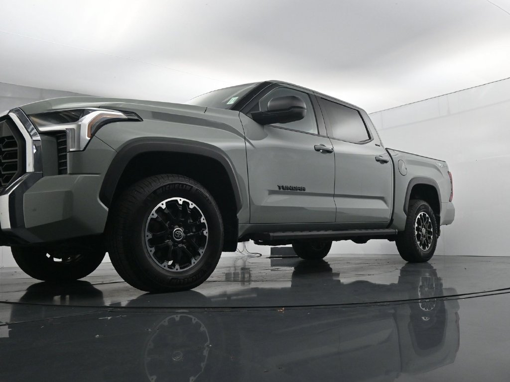 Used 2024 Toyota Tundra SR5 w/ TRD Off-Road Package AWD/4WD image 34