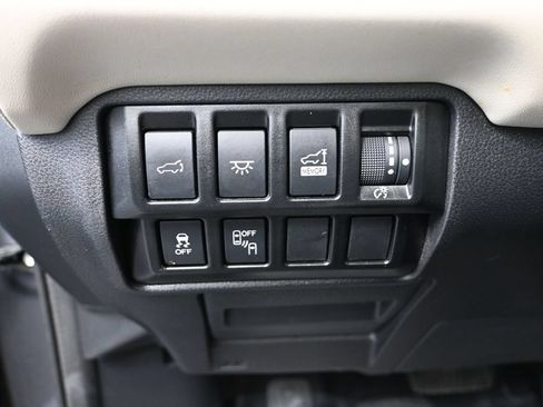 Used 2022 Subaru Ascent Limited AWD/4WD image 30