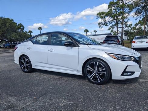 Used 2021 Nissan Sentra SR w/ SR Premium Package image 1