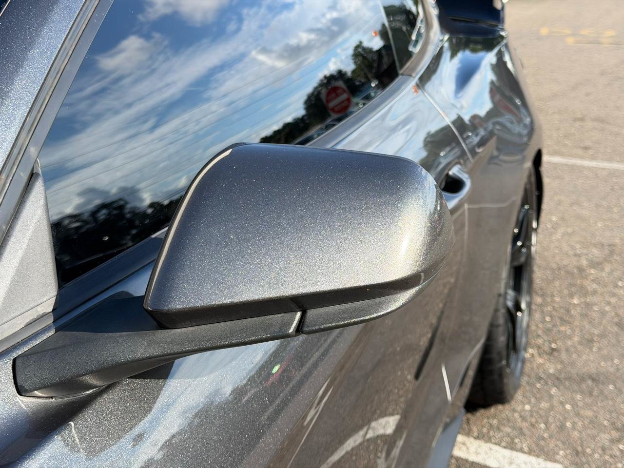 Used 2017 Ford Mustang GT w/ Black Accent Package RWD image 9