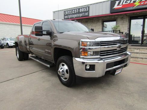 Used 2015 Chevrolet Silverado 3500 LT w/ LT Convenience Package RWD image 6