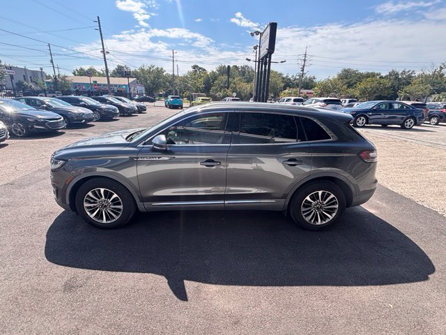Used 2019 Lincoln Nautilus Select w/ Cargo Utility Package FWD image 3