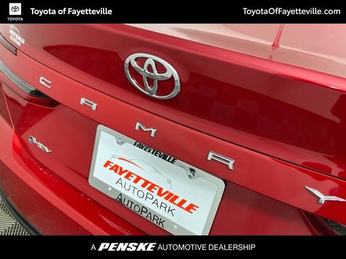 Used 2026 Toyota Camry XLE FWD image 25
