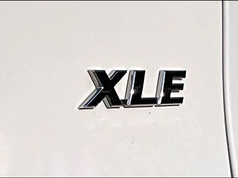 Used 2024 Toyota RAV4 XLE FWD image 10
