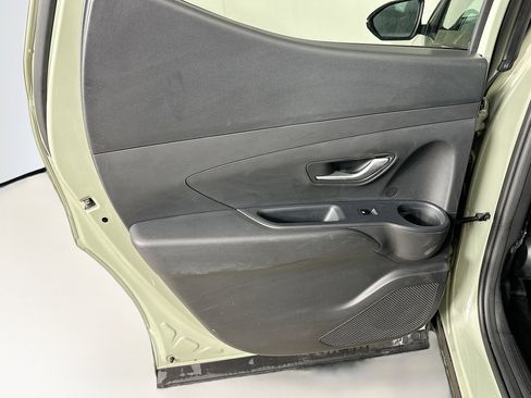Used 2025 Hyundai Santa Cruz SEL FWD image 25
