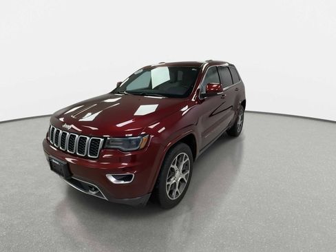 Used 2018 Jeep Grand Cherokee Limited image 4