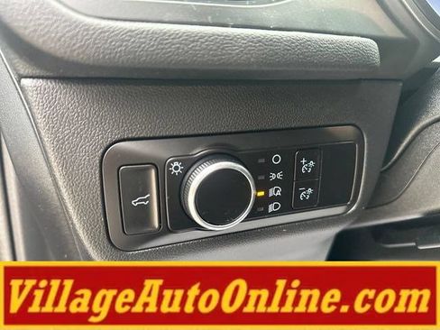 Used 2023 Ford Escape Active AWD/4WD image 18
