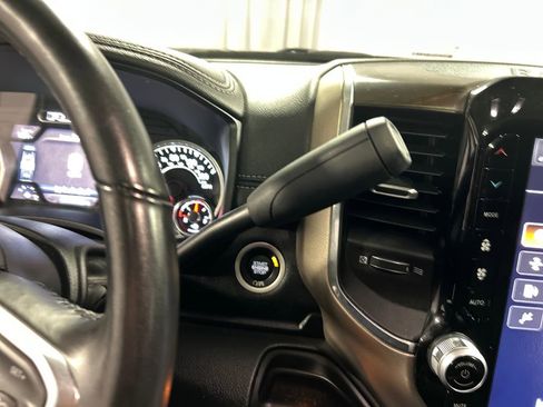 Used 2024 RAM 2500 Laramie AWD/4WD image 19