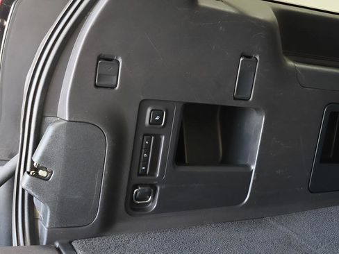 Used 2025 Ford Expedition Max Active AWD/4WD image 32