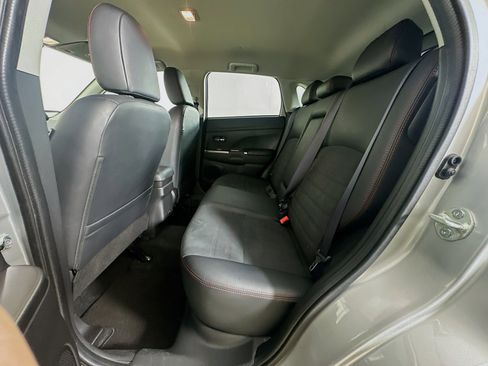 Used 2025 Mitsubishi Outlander Sport SE AWD/4WD image 26