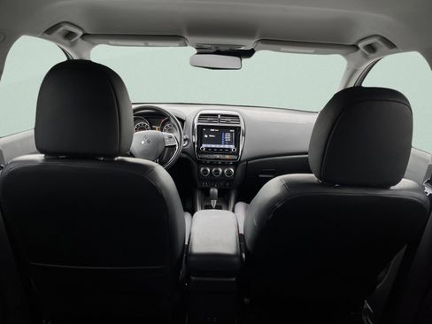 Used 2024 Mitsubishi Outlander Sport SE image 24