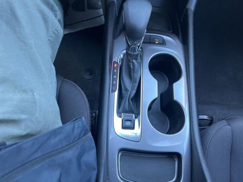 Used 2024 Chevrolet Malibu LS image 21